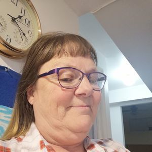 Meet your Posher, Carolyn